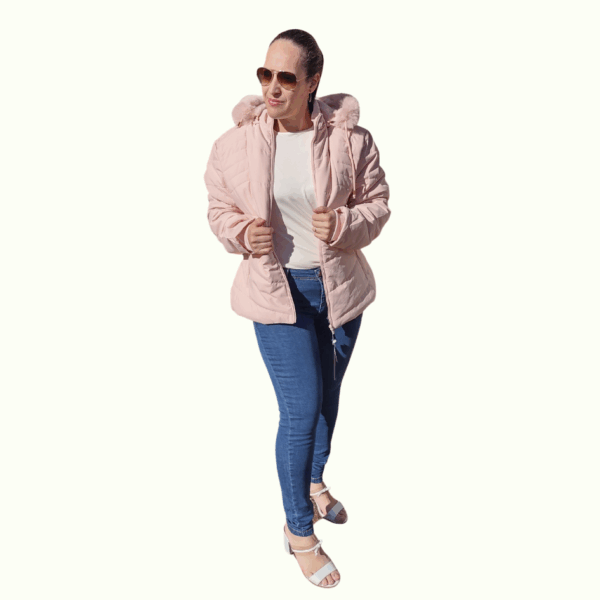 Jaqueta Nylon Peluciada com Capuz Removível